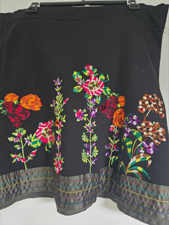 Desigual Dresses & Skirts - NWT Desigual Black Floral Embroidered Tube Skirt XL